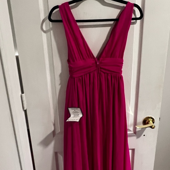 Dress - Picture 3 of 4